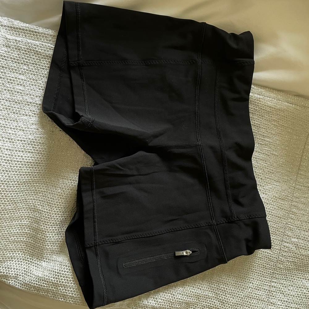 Lululemon bike short size medium